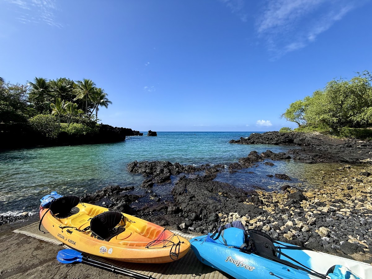Kealakekua Bay Kayak & Snorkel