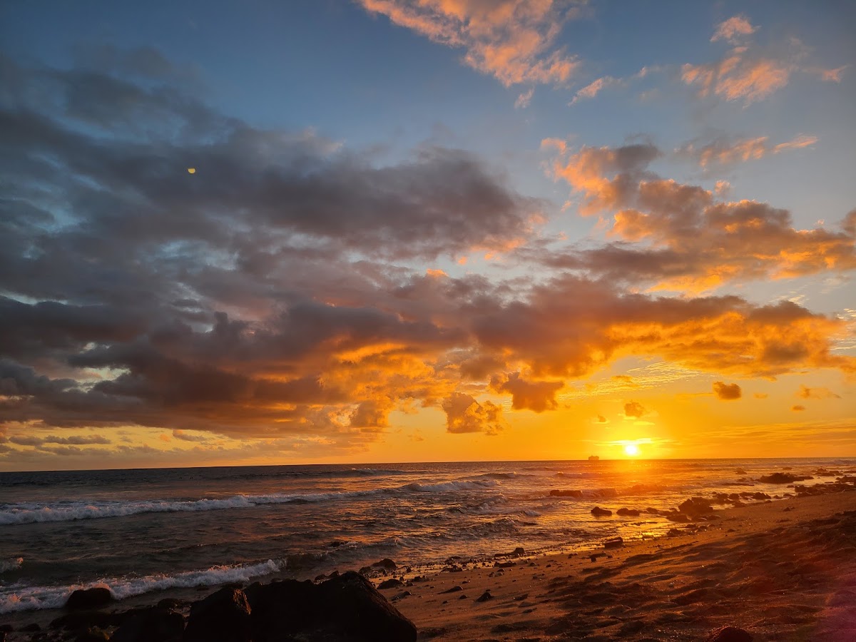 Old Kona Airport Beach Park — Kona Coast, Big Island, Hawaii