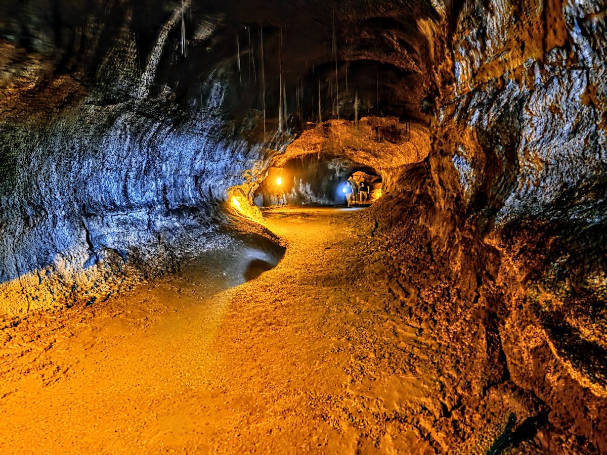 Thurston Lava Tube (Nahuku) — Volcano, Big Island, Hawaii