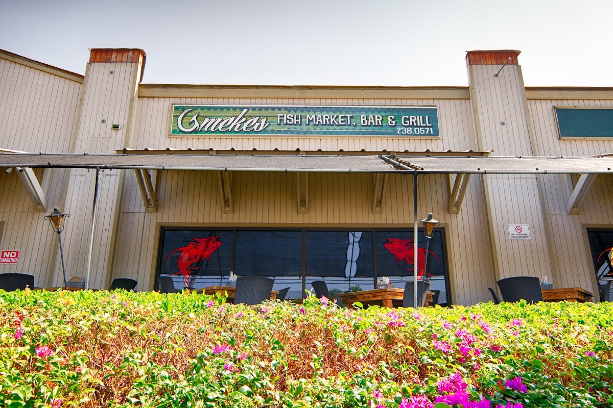 Umeke's Fish Market Bar & Grill — Kona Coast, Big Island, Hawaii