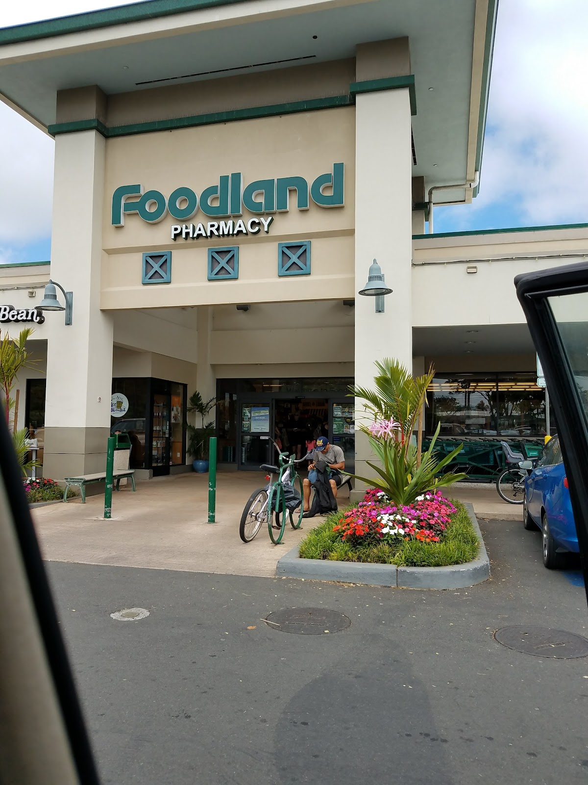Kailua Town Shopping — Kailua, Oahu, Hawaii