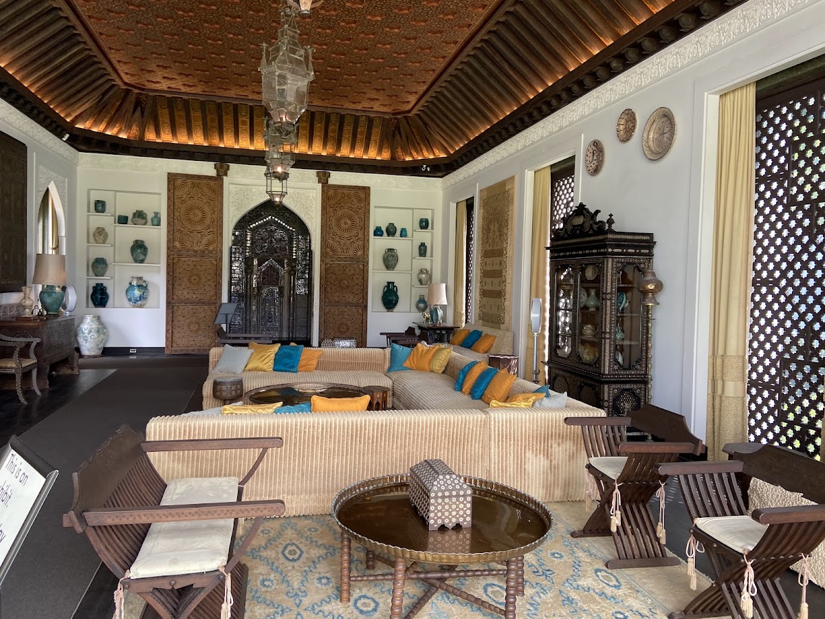 Shangri La Museum of Islamic Art — Downtown Honolulu, Oahu, Hawaii